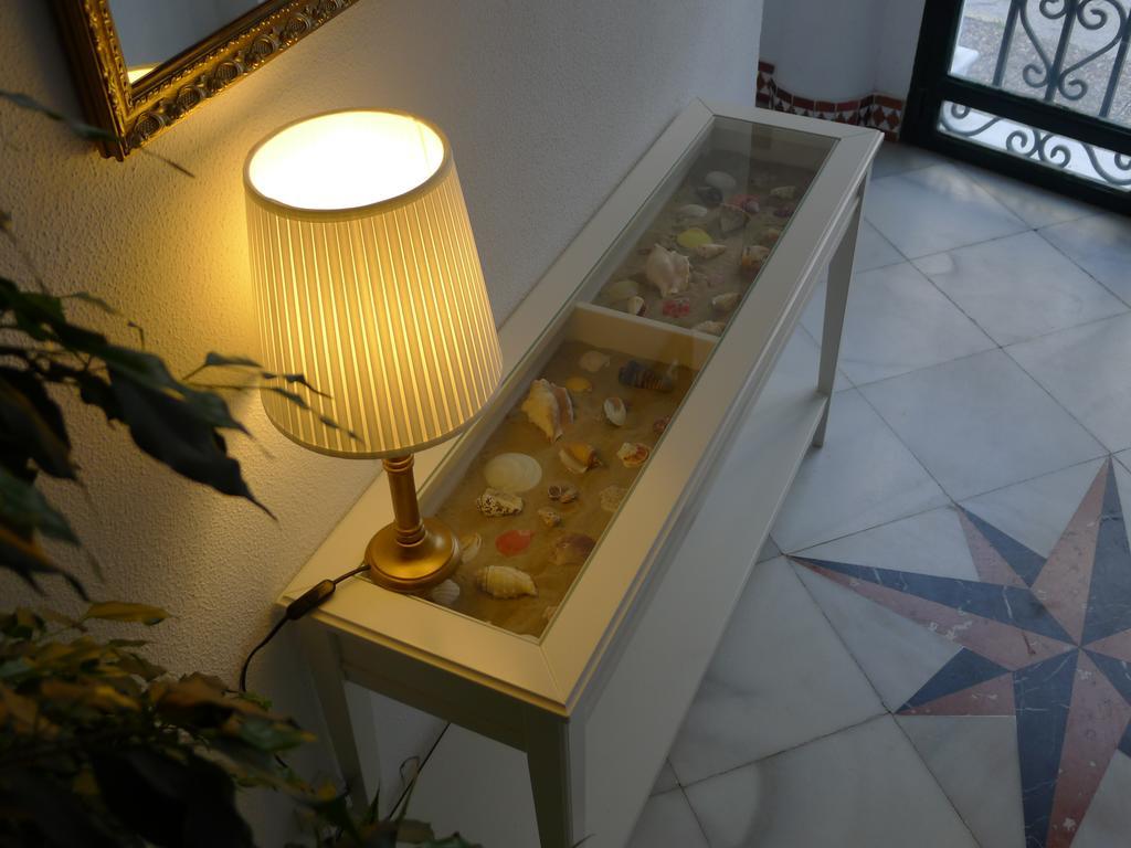 Hostel Conil Кониль-де-ла-Фронтера Экстерьер фото