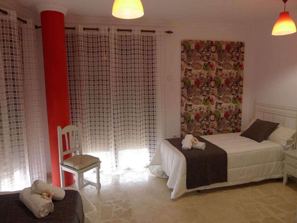 Hostel Conil Кониль-де-ла-Фронтера Экстерьер фото